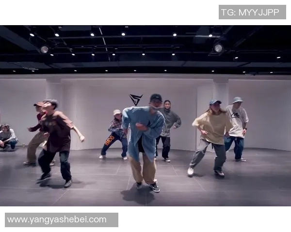 街舞深度解析：西安街舞队的防守与反击策略全揭秘